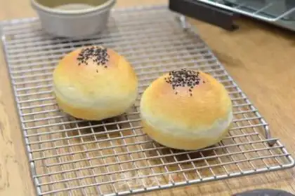 Make Fried egg cheeseburger step 12
