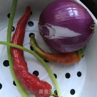 Make Onion fried wood step 0