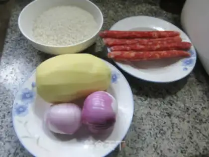 Make Onion sausage potato rice step 0