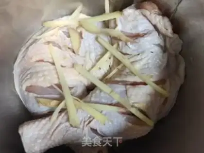 Make Orléans chicken leg step 1