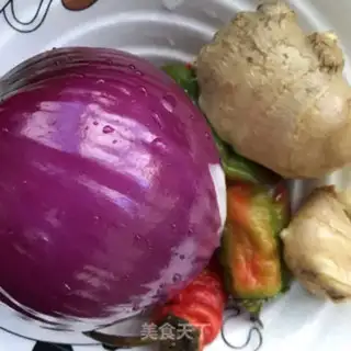 Make Red cuisine step 0