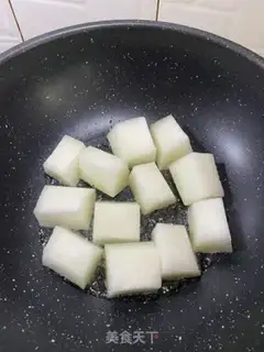 Make Red-hot melons step 1