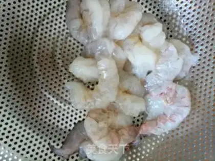 Make Take the shrimp step 0
