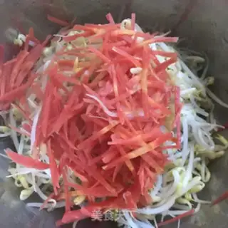Make Low-fat bean sprouts step 3