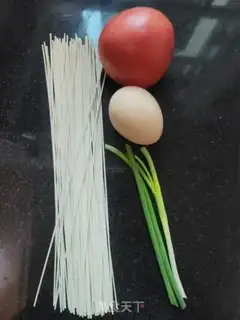 Make Tomato egg noodles step 0