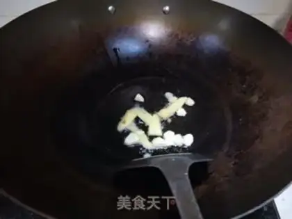 Make Hot pepper fried chicken step 2