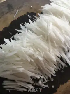 Make Squirtball radish soup step 0