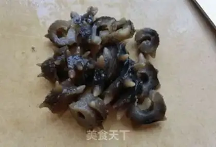 Make cucumber onions mixed with sea cucumber step 4
