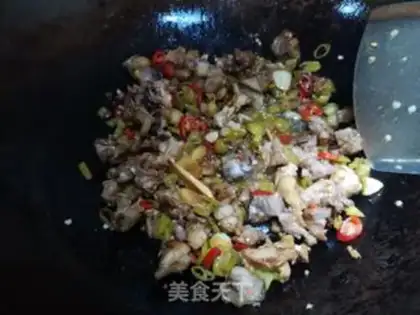Make Hot pepper fried chicken step 9