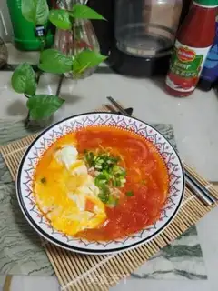 Make Tomato egg noodles step 9