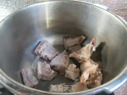 Make Red lamb chops step 1