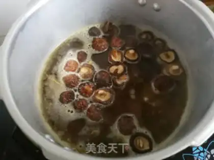 Make Psychic mushroom chicken soup step 5
