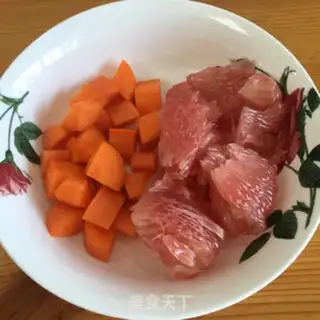 Make Carrot grapefruit juice step 0