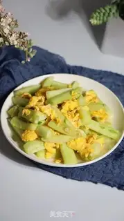 Make Eggs and fruit cucumber step 8