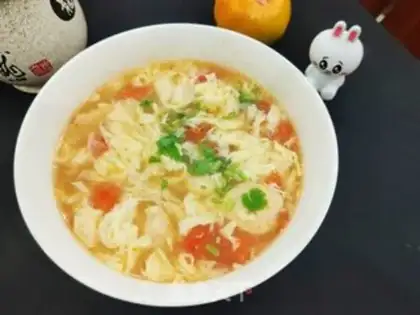 Make Tomato shrimp egg soup step 11