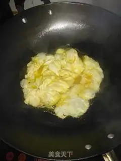 Make Garlic mushroom fried eggs step 7