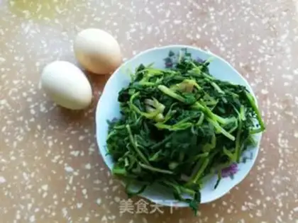 Make radish egg box step 0