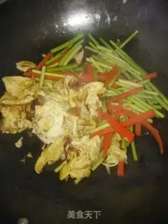 Make Garlic mushroom fried eggs step 10