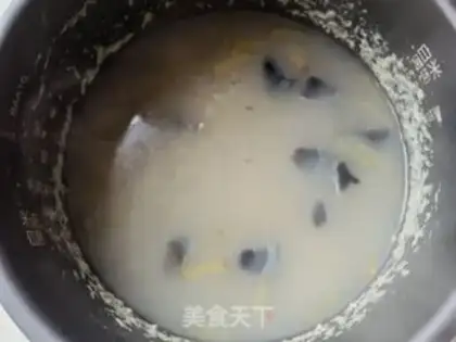 Make Porridge onions and eggs step 7