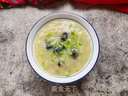 Make Porridge onions and eggs step 9