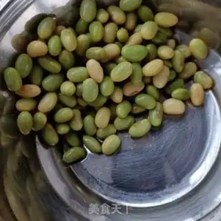 Make ♪ Back to the casserole and the beans ♪ step 2