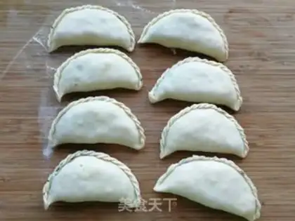 Make radish egg box step 9