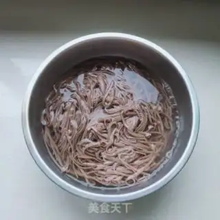 Make Green bean sprouts of wheat noodles step 11