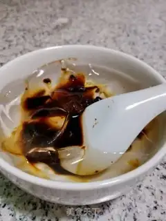 Make Red sugar ice powder step 0