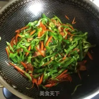 Make Pepper sauce noodles step 6