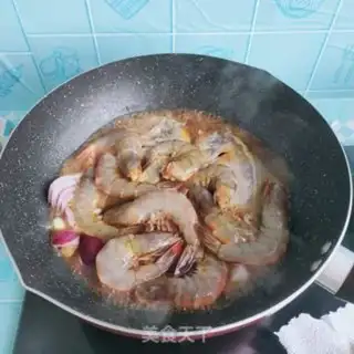 Make A bowl of shrimp step 7