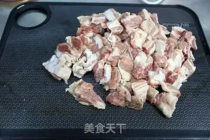 Make Beef soup and mushroom carrots step 1