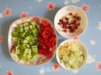 Make Spicy chicken step 1