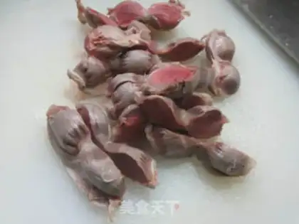 Make A sour chicken with ducks step 1