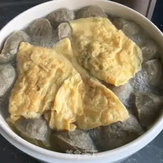 Make Meatball egg soup step 3