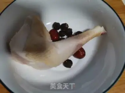 Make Scorch of the worms. Land Chicken step 1