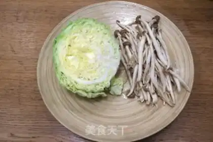 Make Round cabbage fried mushrooms step 0