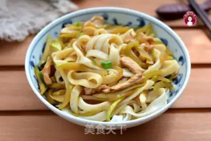 Make Chicken cucumber noodles step 10