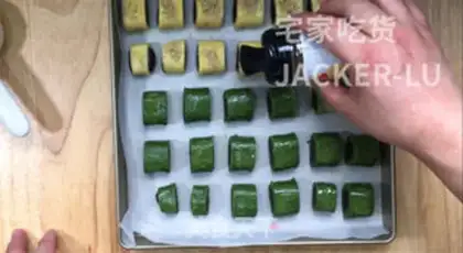 Make Dou-Dou-Dou-Dou step 17