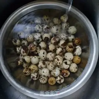 Make Five quail eggs step 0