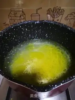 Make Four seasons of bean fried meat step 9