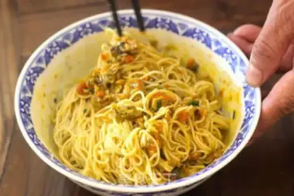 Make Crab noodles step 4