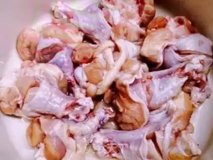 Make Coke chicken wings step 1