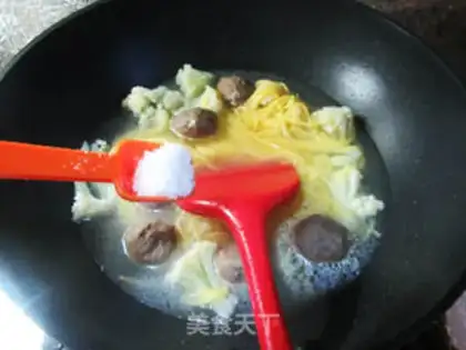 Make Beefball florist corn noodles step 6