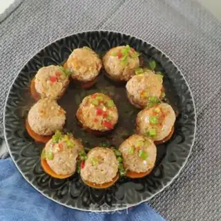 Make Lotus meatballs step 8