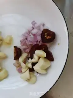 Make Spicy sprouts step 1