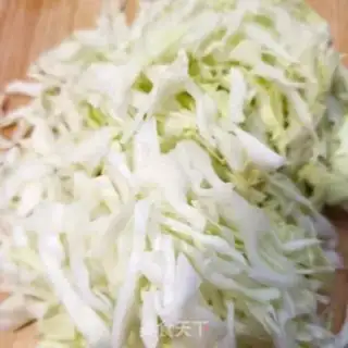 Make Piggy ears with cabbage step 2