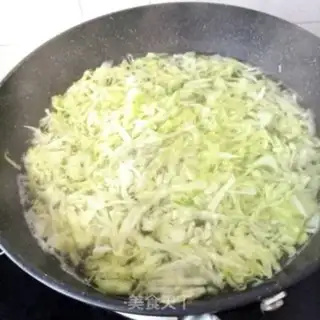 Make Piggy ears with cabbage step 4