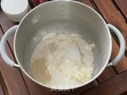 Make Coconut smells like buns step 1