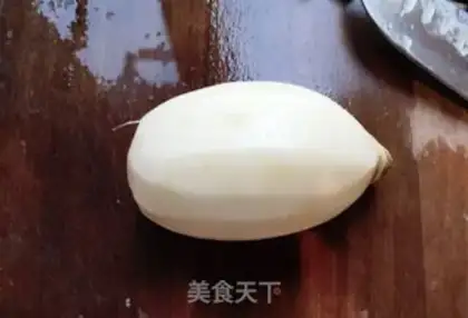 Make The muscular cucumber step 0