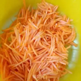 Make Carrot meatball step 1